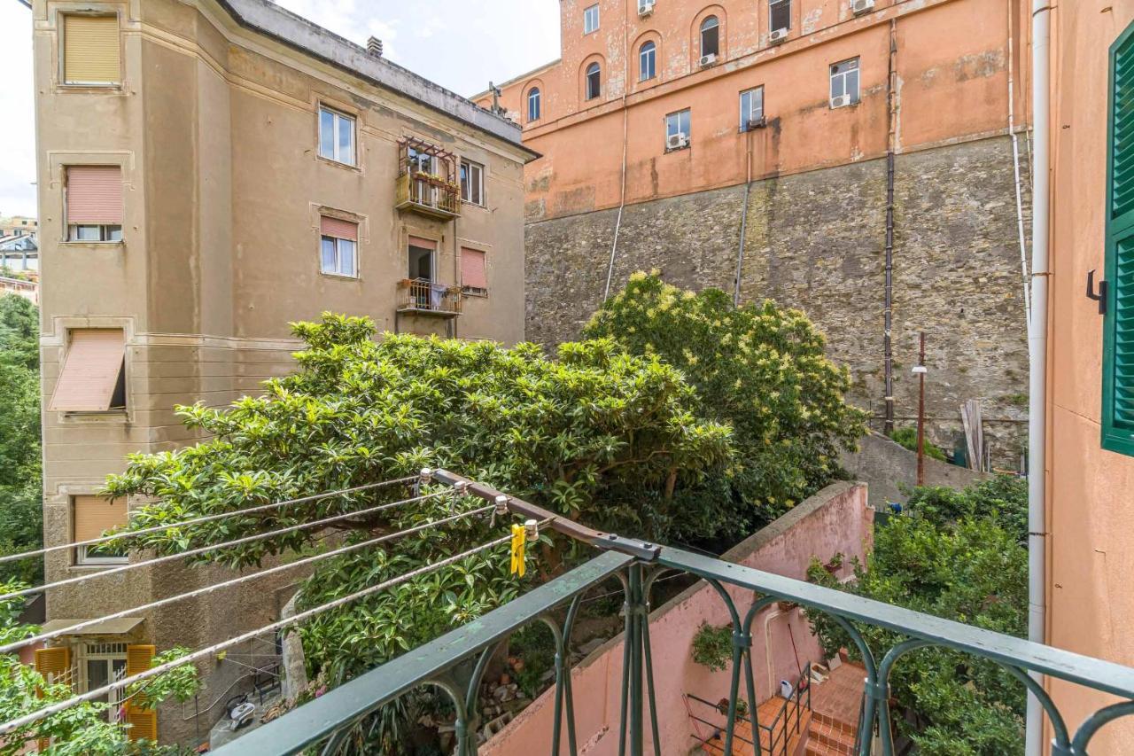 Oregina Cozy - W/ Balcony