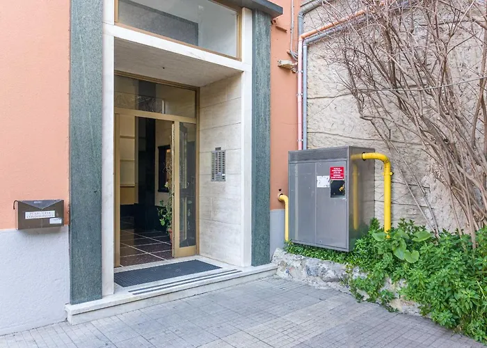 Genova Oregina Cozy Apartment - W/ Balcony