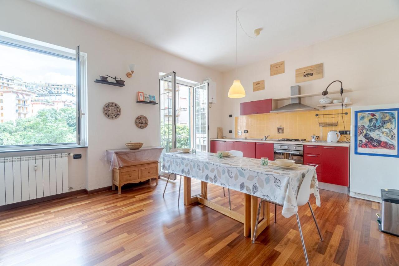 Oregina Cozy - W/ Balcony Appartamento
